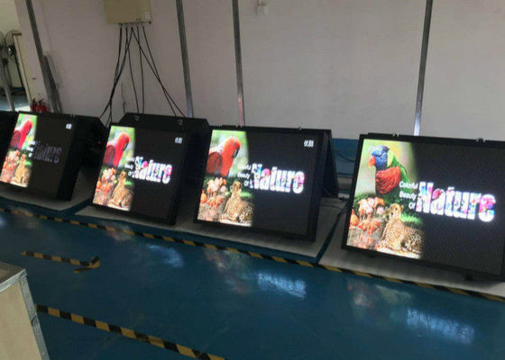 Double écran avant latéral P4mm de l'entretien LED avec le Cabinet avant d'ouverture