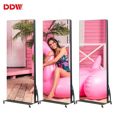 Plancher debout déplacer l'écran de publicité vidéo numérique intelligent P2.5 extérieur